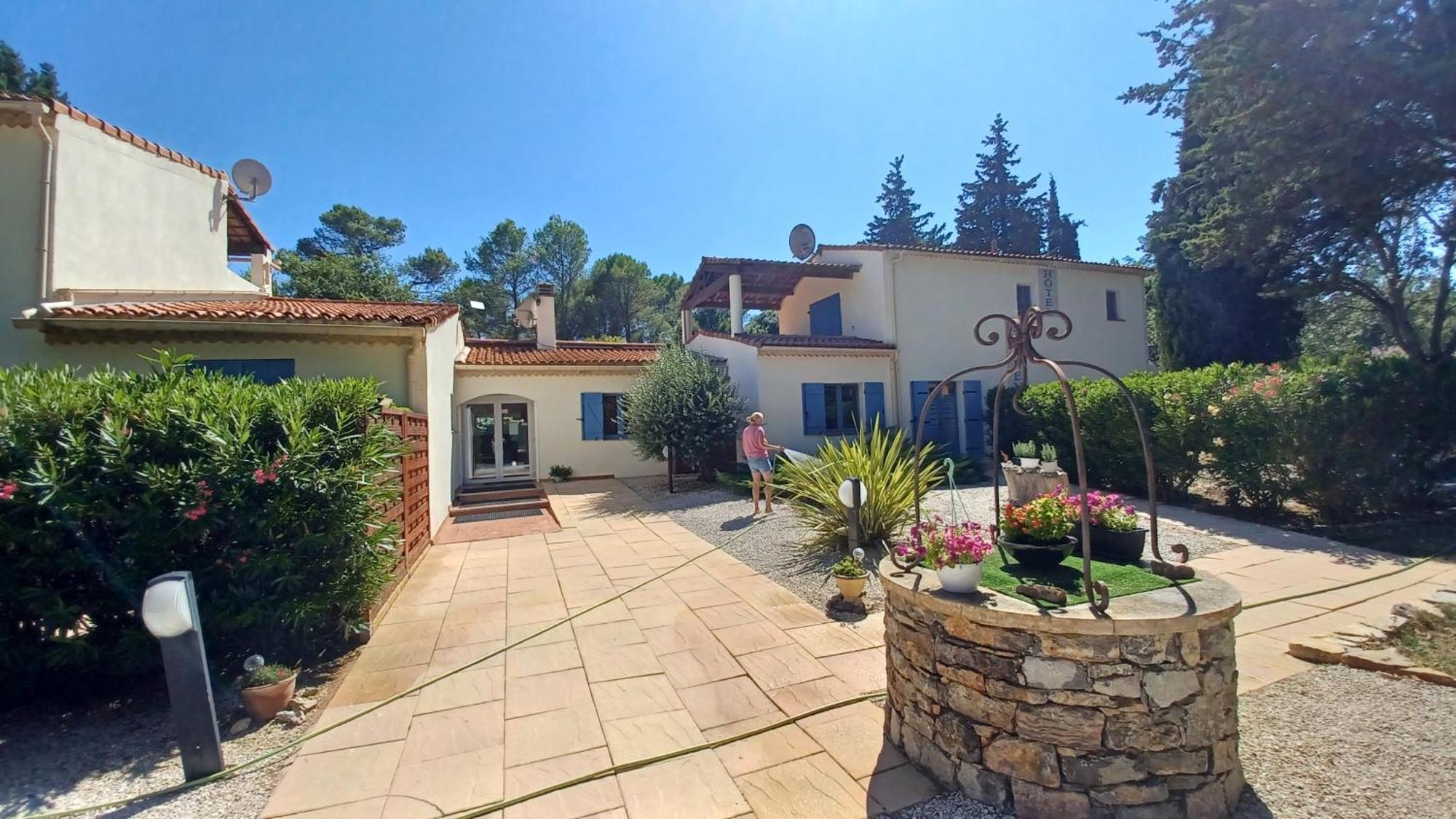 Hotel Bel Valen Le Val Екстериор снимка